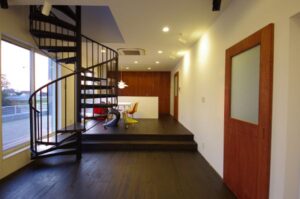 WORKS HOUSE4
