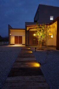 WORKS HOUSE7