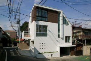白金台の家1