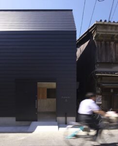 デザインを極めた黒い箱1