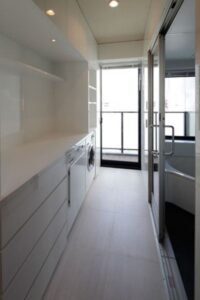 トウキョウ・タワーハウス10