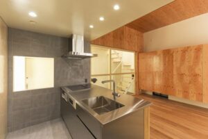 デザインを極めた黒い箱4