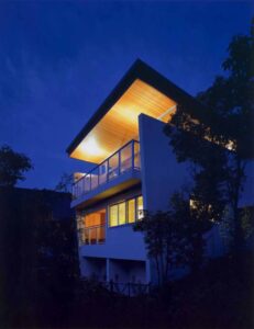 ZeZe-House5