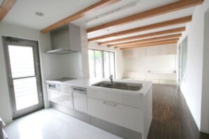 風景を切り取るオープンフレームハウス6