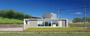 Y-House_1