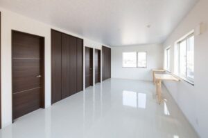 i - House_10