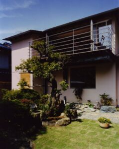 森を望む家_3