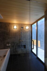 世田谷HN邸＜建物を貫く光のクレバスの家＞_6
